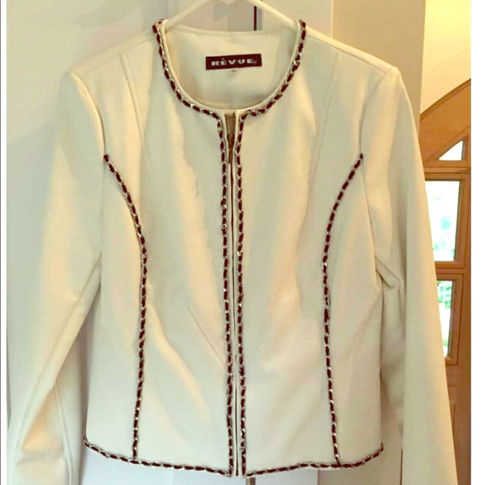 Révue white leather jacket